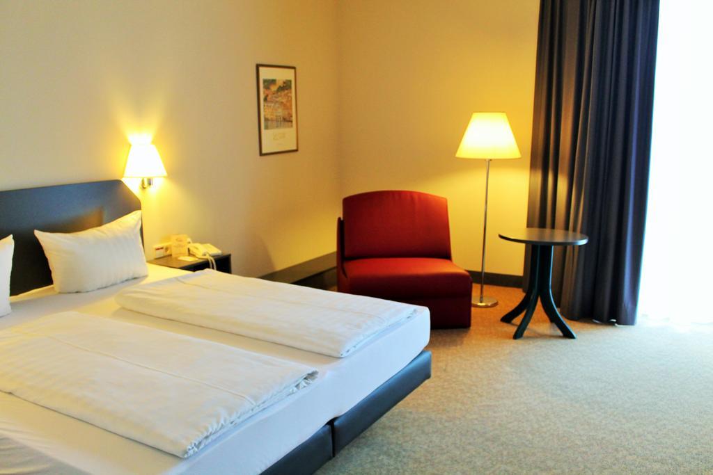 Hotel Woerth Worth an der Isar Luaran gambar